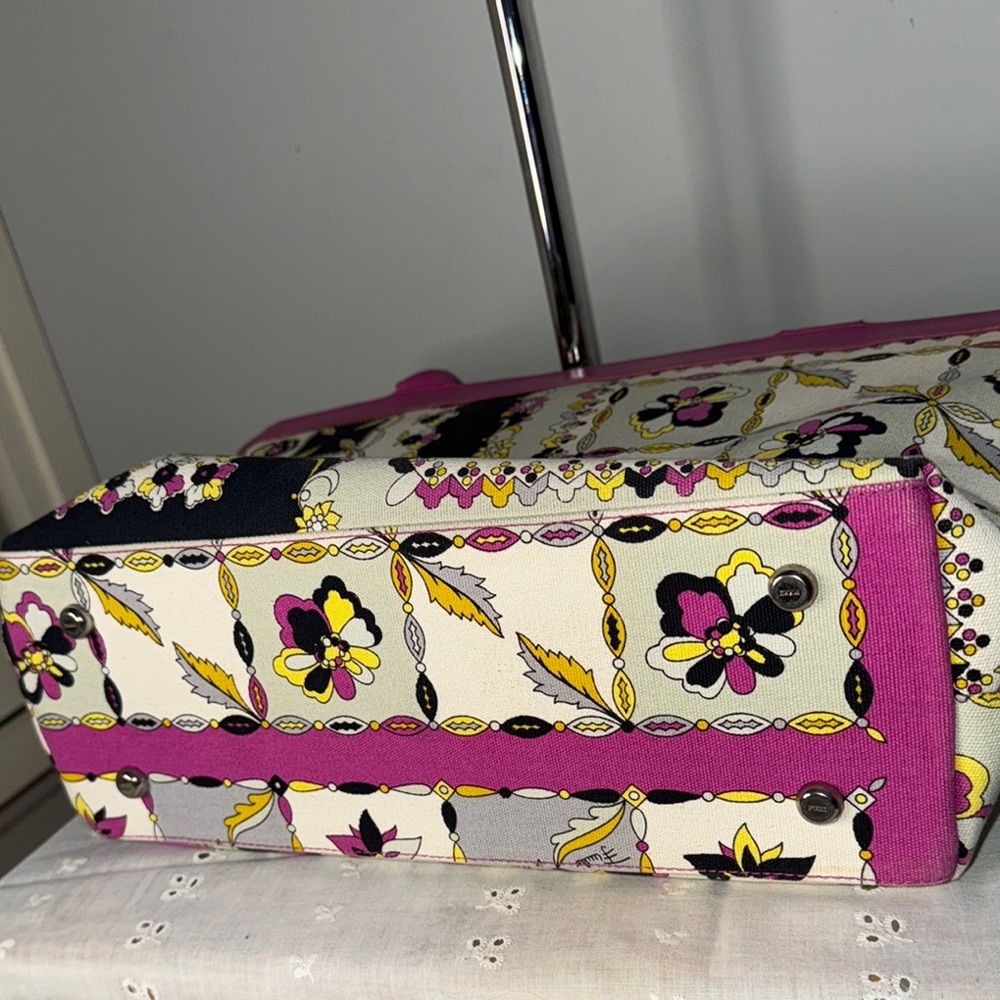EUC Emilio Pucci Vibrant Pink and Black Tote Bag with Floral Design - Picture 12 of 14